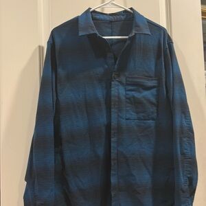 Lululemon Plaid stretchy button down shirt pocket Long Sleeve side slits size L